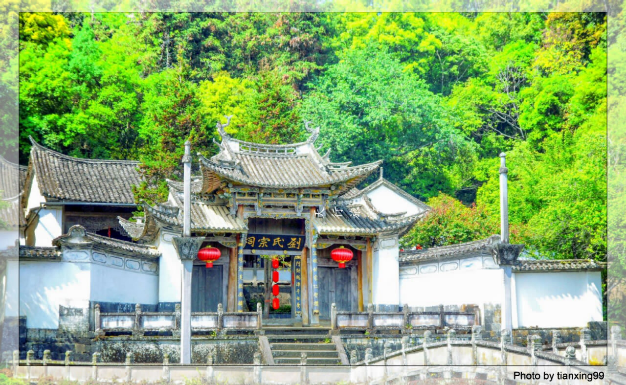 暑假學(xué)能夏令營(yíng)帶你暢游知識(shí)的海洋！