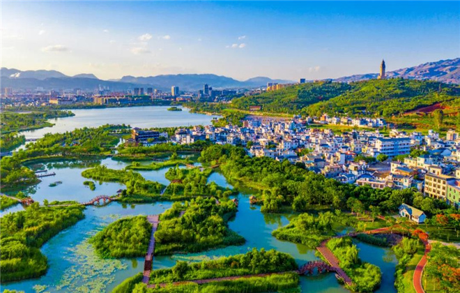 云南旅游 紅河州綠色“三張牌”撬動高質(zhì)量發(fā)展，突出“康養(yǎng)”元素 健康“提亮”旅游